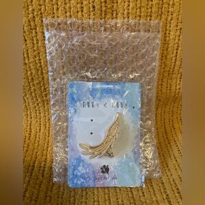 Ella & Elly Gold-Tone Wing Pierced Cuff Earring, One Size, SE84